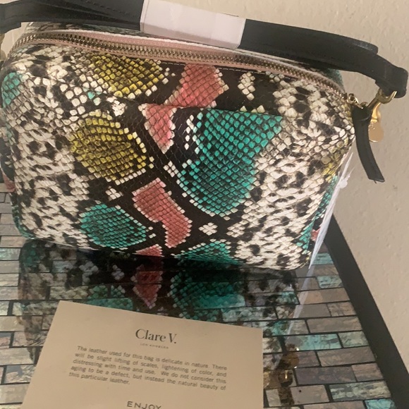 CLARA V. MIDI Sac Pastel Painted snake Crossbody bag - Picture 5 of 11